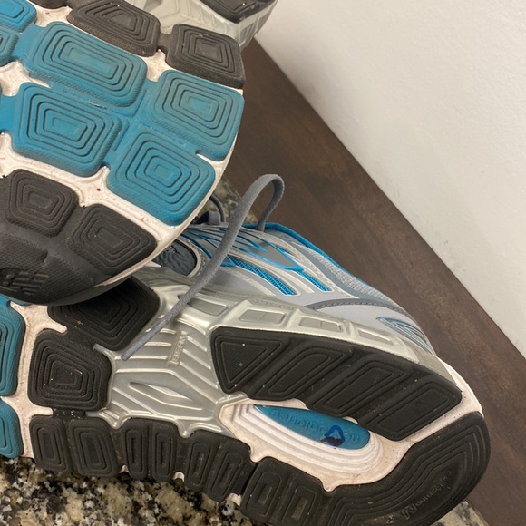 New balance 1340v3 women’s 8-1/2 - Picture 7 of 7